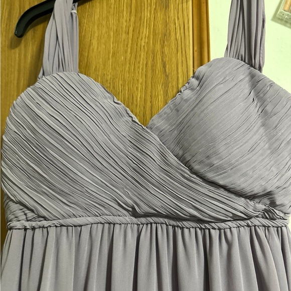 Lavender maternity gown - Picture 8 of 8